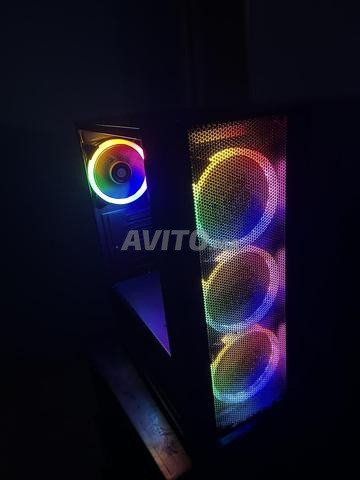 حاسوب ألعاب ASUS (تكوين الوصف)