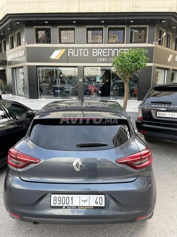 Renault Clio Diesel Manuelle 2021 à Rabat - 2