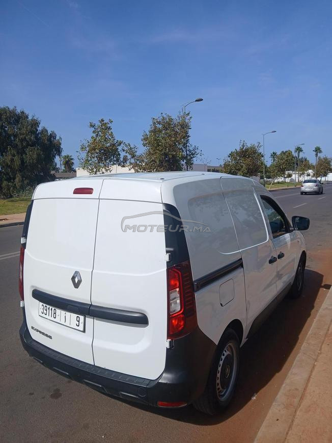 Renault express model 2024 23.000km 