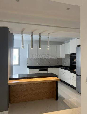 Appartement rénové entièrement de 118 m². - 2