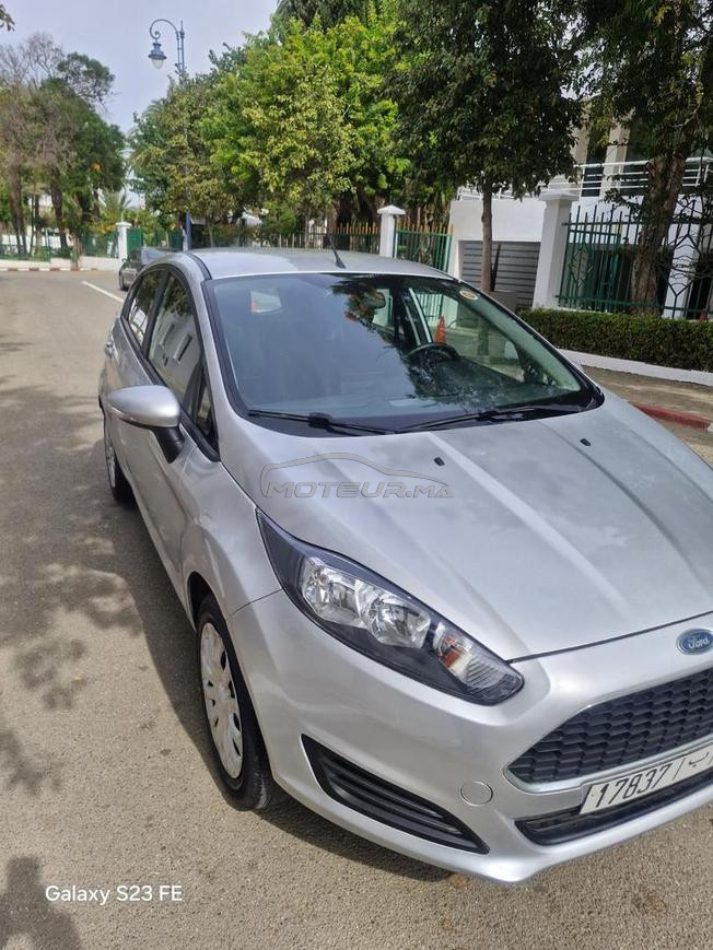 Ford Fiesta Essence Manuelle 2017 à Asilah