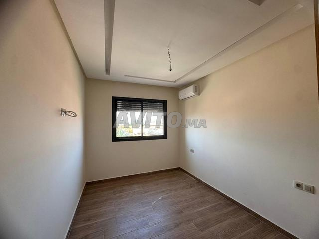 APPARTEMENT NEUF À LOUER VIDE - 2