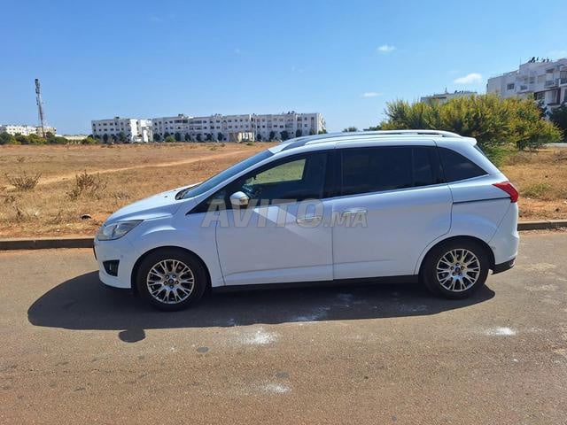 Ford Grand-Cmax - 2