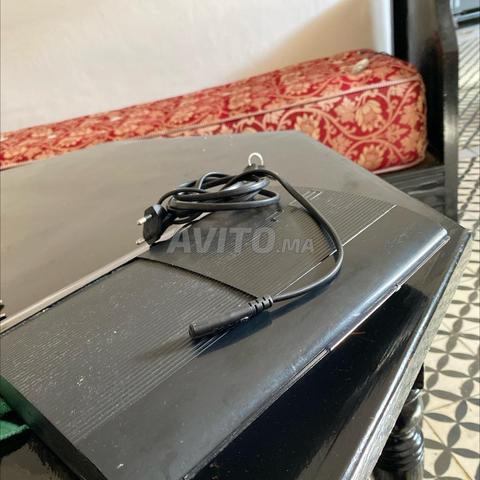 PS3 avec 2 manettes - 2