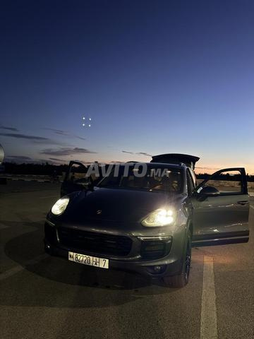 Porsche Cayenne - 2