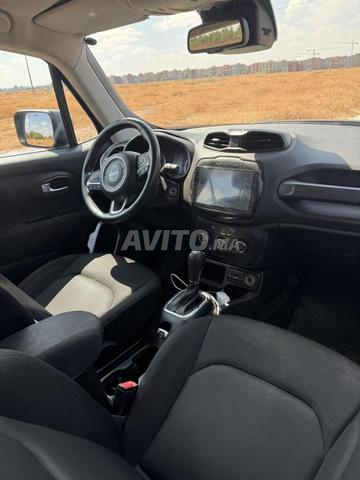جيب رينيجيد ديزل أوتوماتيك 2022 في مراكش