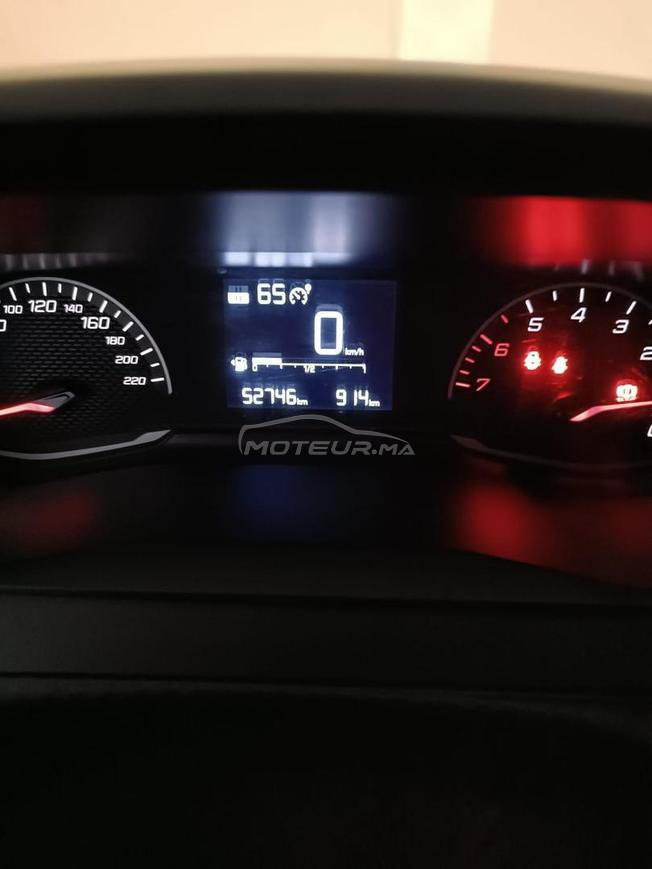 Peugeot 208 2021 active pack Diesel Manuelle à Fès