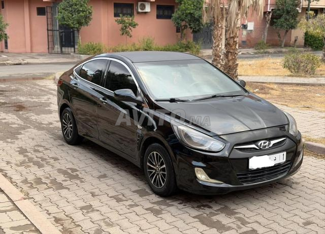 Hyundai accent - 2