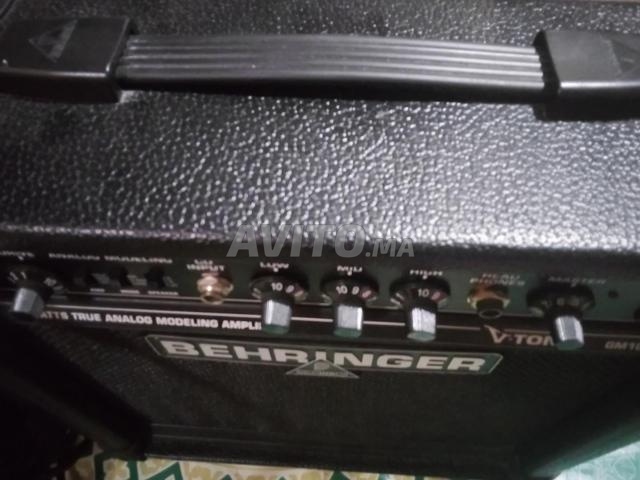Amplificateur Behringer V-Tone GM108 à vendre. - 2