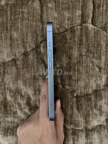iPhone 14 128gb 84% batterie jamais ouvert - 2