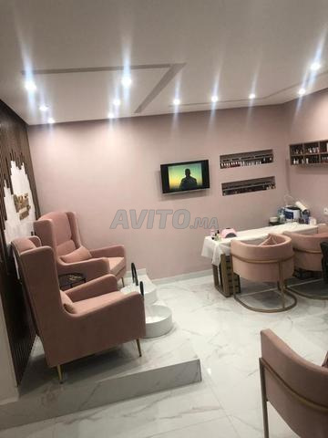 Salon à vendre ou à louer - 2