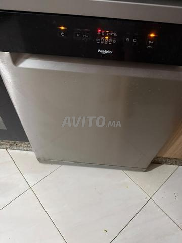 Machine à laver Whirlpool à vendre - 2