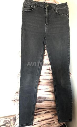 Quatre pantalons femme - 2