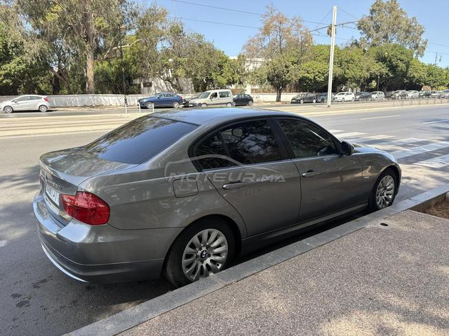 bmw série 320i essence 