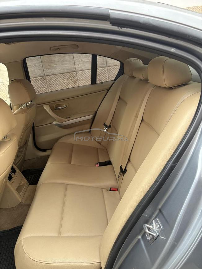 bmw série 320i essence 