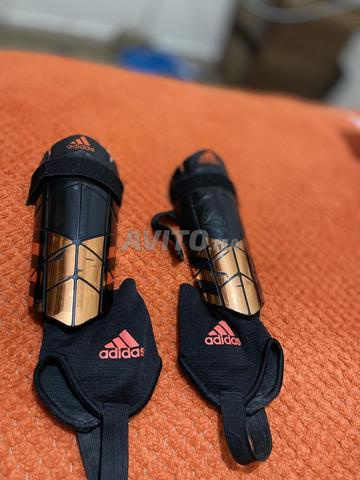Protéger Adidas Original négociable - 2