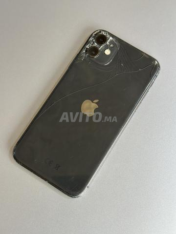 iPhone 11 – 64 Go – Importé d’Italie - 2