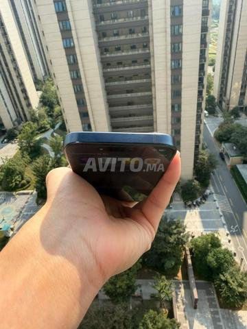 iPhone 15 Pro 128Go 92% état batterie - 2