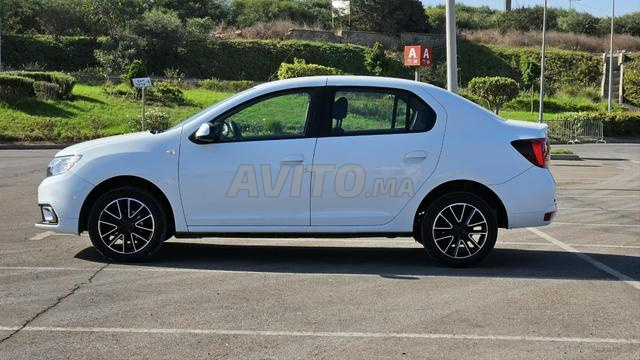 Dacia Logan Prestige 2021 - 2