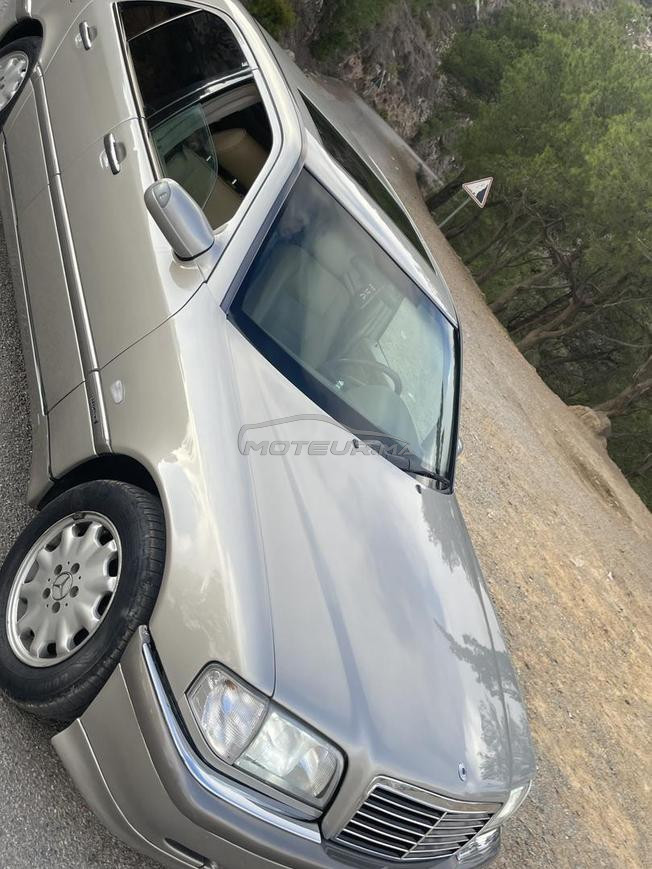 Mercedes Benz 220 1999