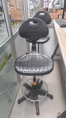 Tabouret professionnel réglable à roulettes - 2