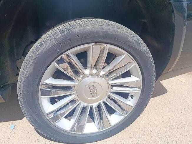 cadillac escalde 2017