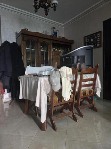 Belle armoire et table - 2