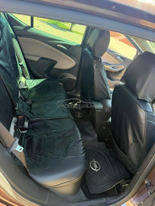 Opel Astra Diesel Automatique 2019 à Marrakech