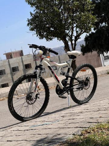 Vélo 24 pouces - 2