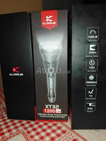 Lampe torche KLARUS LIGHTING XT32 1200LM