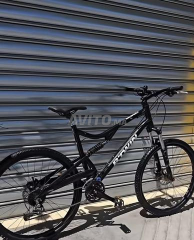 🚲 À VENDRE – VTT B’TWIN 🖤