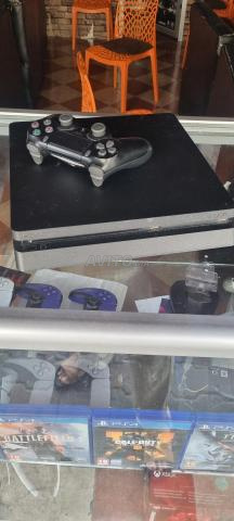 PS4 Slim 1T flashée - 2