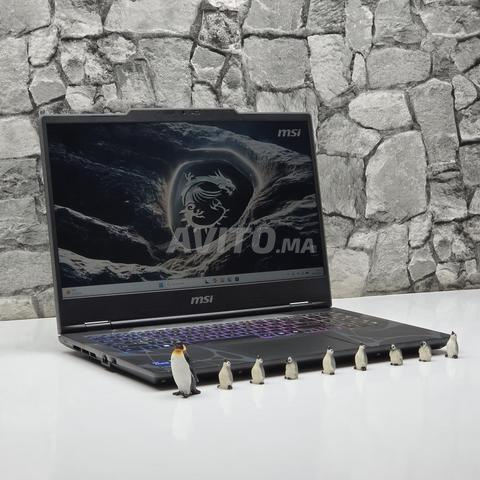 MSI Cyborg 15 / i7 13620H / RTX 5060 - 2
