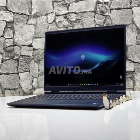 ALIENWARE 16 Aurora / Core 7 240H / RTX 5060 / 2K