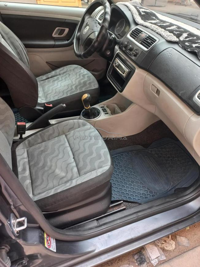 skoda fabia essence à vendre bon état 