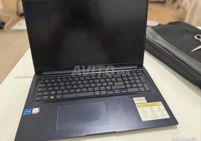 Asus Vivobook 17 Core i5 15 Intel Iris Graphics