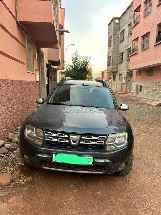 dacia duster 2014 toute option j’ammais accidenté 