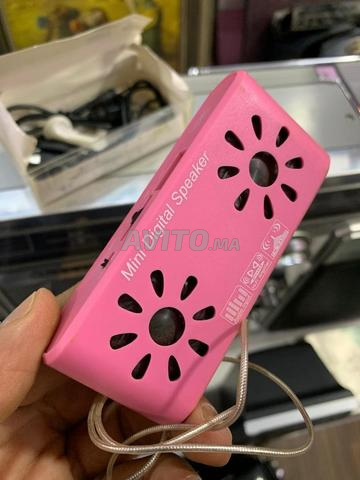 ENCEINTE RÉTRO MINI SPEAKER FQ-02 ROSE - NEUVE - 2