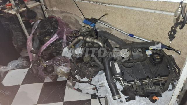 Moteur de voiture - 2