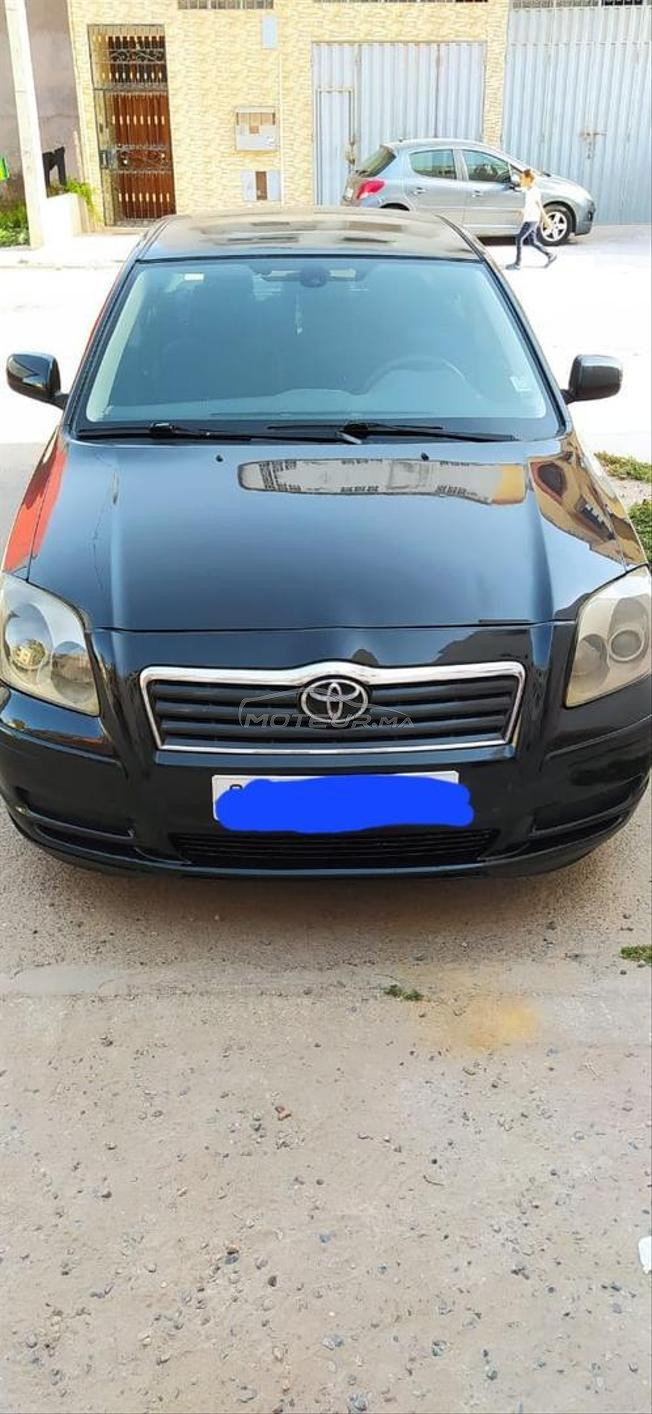 toyota avensis essence