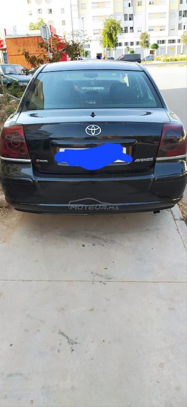 toyota avensis essence
