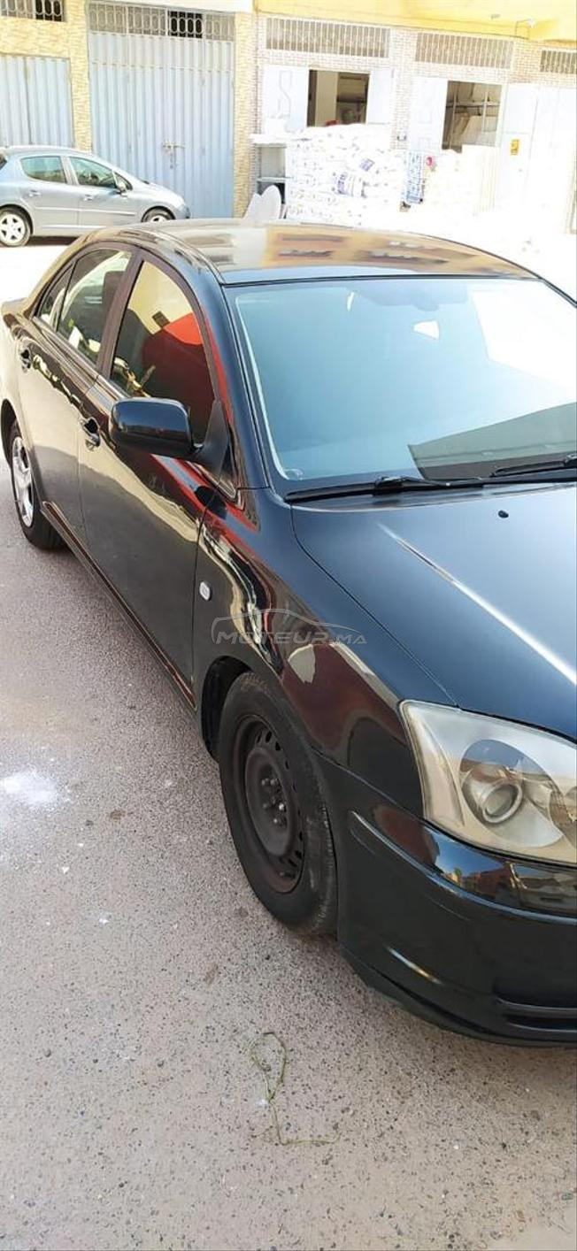 toyota avensis essence