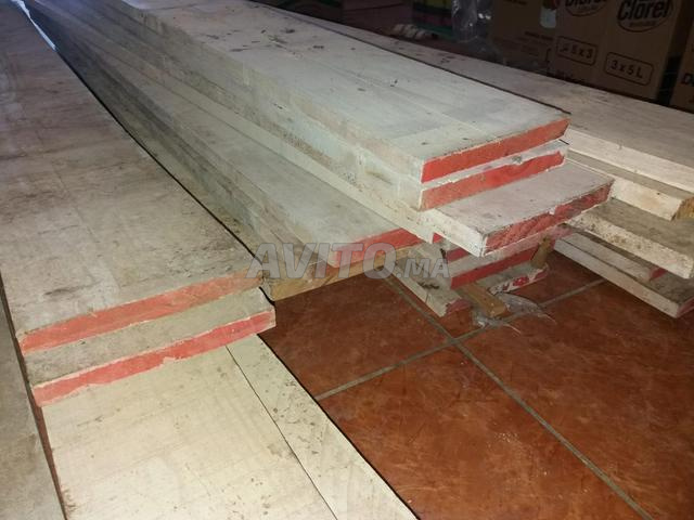 Quantité de bois d'occasion de différentes tailles - 2
