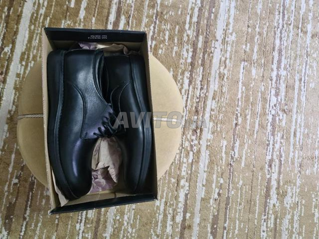 Chaussure en cuir excellente et confortable - 2