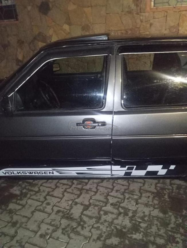 voiture en excellent état 