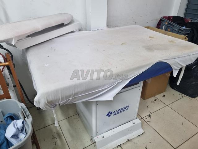Table de repassage professionnelle à vendre - 2