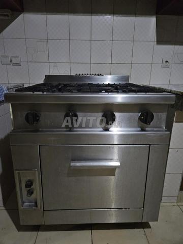 Cuisinière PRO en bon état solide - 2