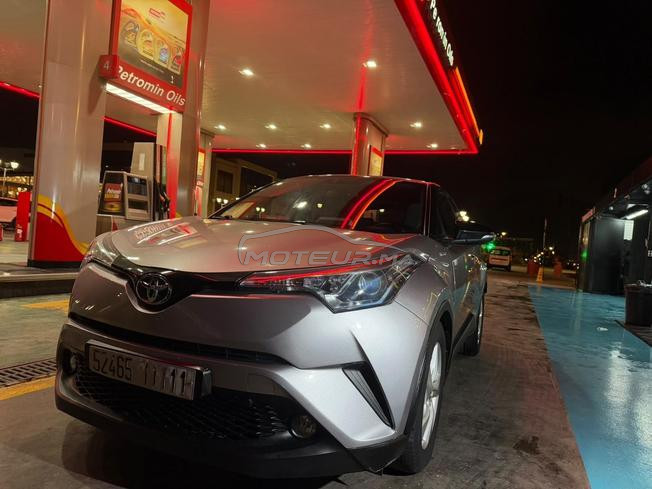 à vendre Toyota CHR 1.8 hybride automatique 