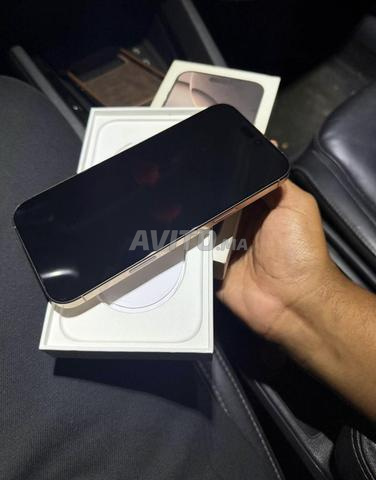 iPhone 16 Pro Max - 2