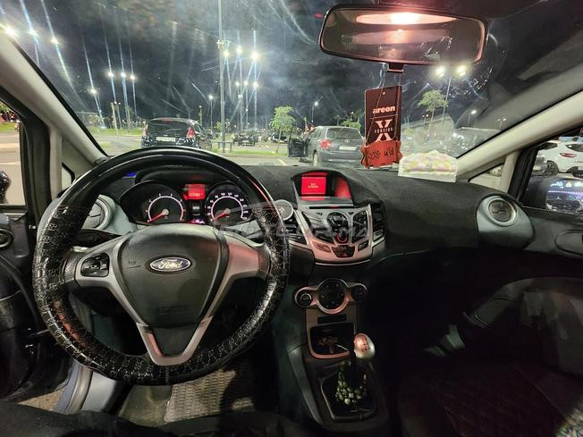 Ford Fiesta Trend Plus 2012